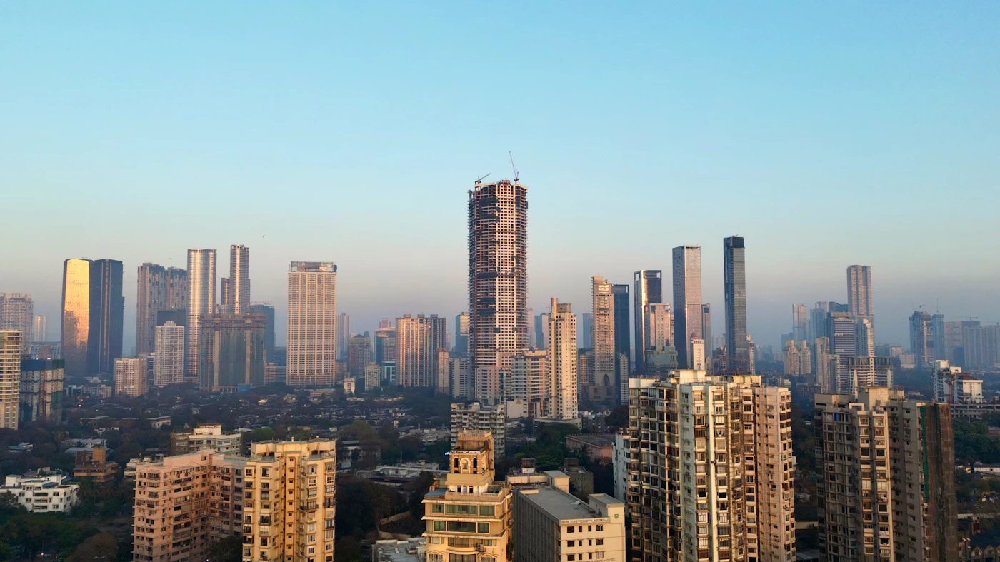 Mukesh Ambani 1 Minute Income in Rupees: 2026 Facts